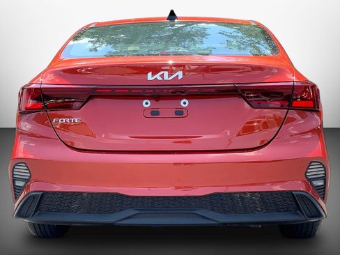 Used 2023 Kia Forte LXS FWD image 6