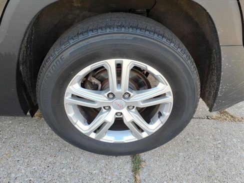 Used 2018 GMC Terrain SLE image 32