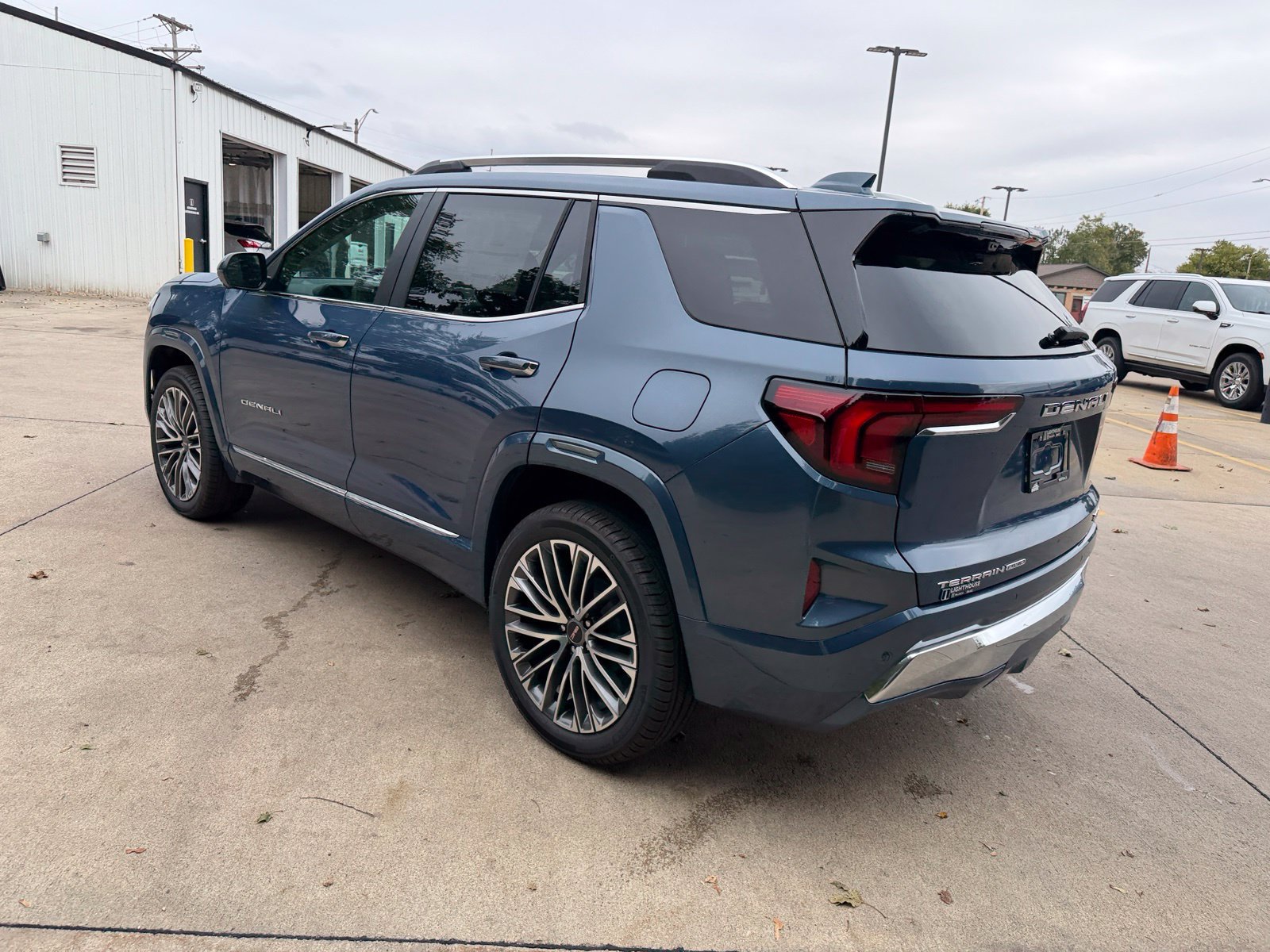 New 2027 GMC Terrain Denali AWD/4WD image 29