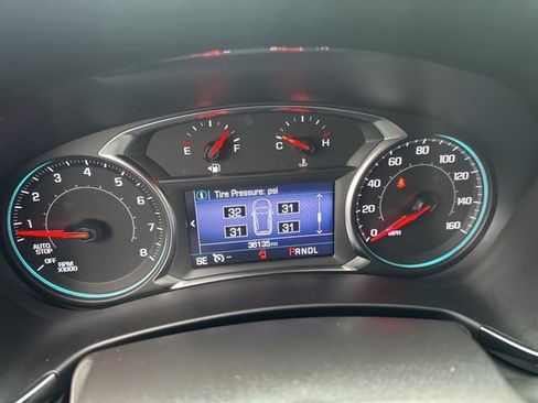 Used 2023 Chevrolet Equinox RS image 18