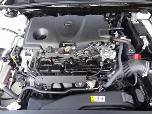 Used 2024 Toyota Camry SE FWD image 38