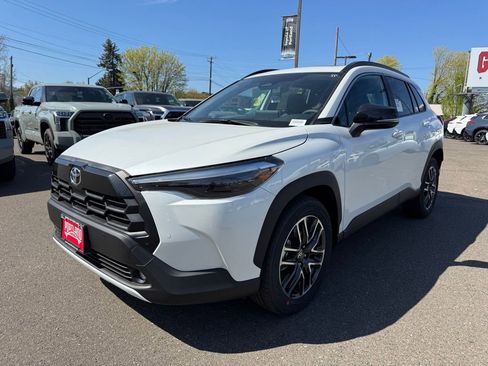 New 2026 Toyota Corolla Cross XLE AWD/4WD image 4