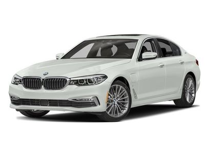 Used 2018 BMW 530e w/ Premium Package 2