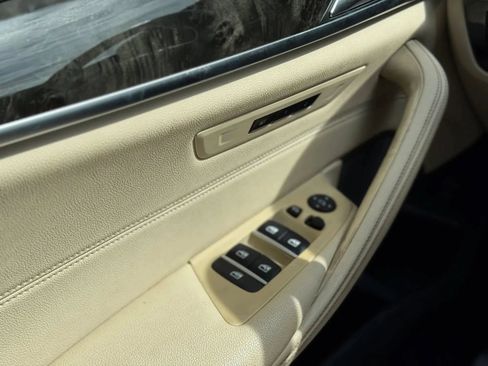 Used 2022 BMW 530i w/ Premium Package RWD image 28