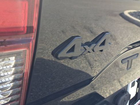 Used 2023 Toyota Tacoma SR AWD/4WD image 5