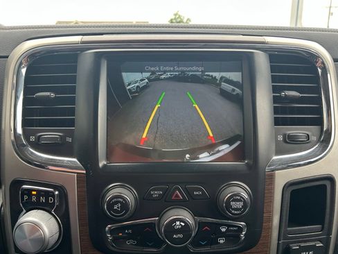 Used 2017 RAM 1500 Laramie AWD/4WD image 17