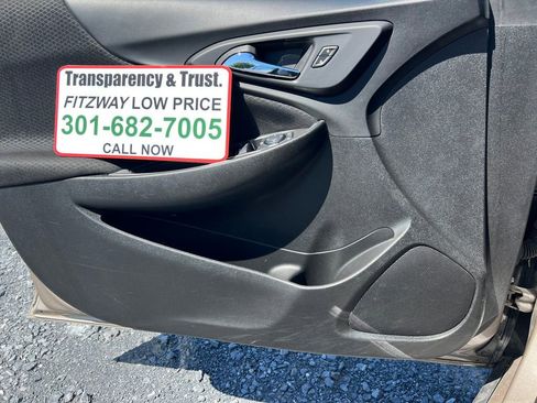 Used 2023 Chevrolet Malibu LS image 15