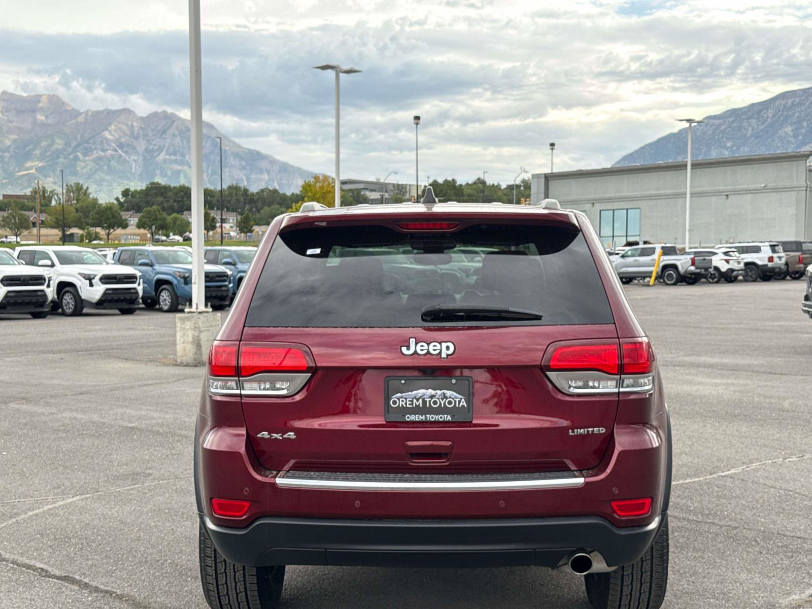 Used 2022 Jeep Grand Cherokee Limited AWD/4WD image 4