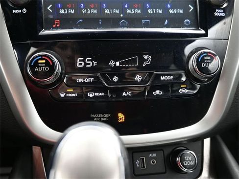 Used 2018 Nissan Murano Platinum image 10