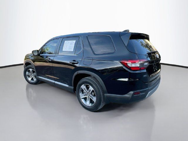 Used 2023 Honda Pilot EX-L image 6