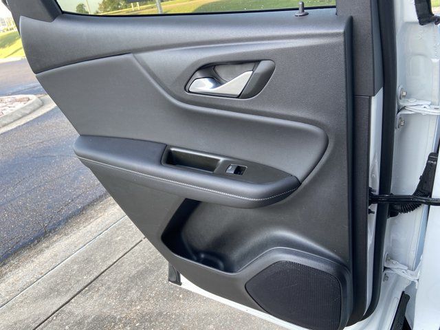 Used 2025 Chevrolet Blazer LT FWD image 38