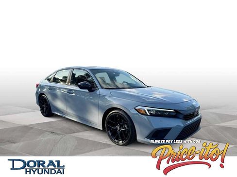 Used 2024 Honda Civic Sport image 1