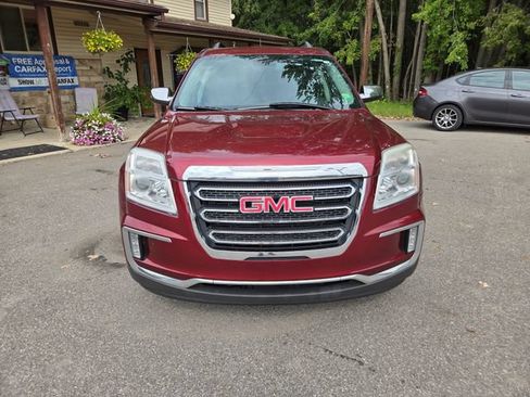 Used 2017 GMC Terrain SLT w/ Open Road Package FWD image 9