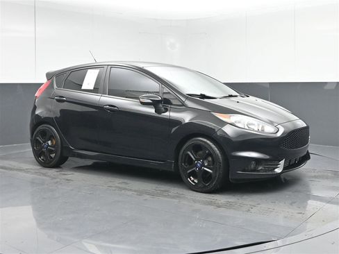 Used 2016 Ford Fiesta ST image 3