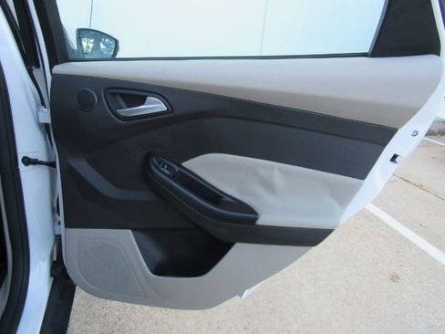 Used 2016 Ford Focus Electric Hatchback image 22