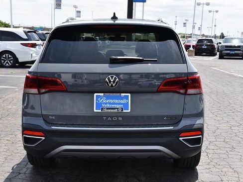 Used 2023 Volkswagen Taos SE w/ Panoramic Sunroof Package AWD/4WD image 6