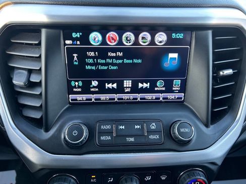 Used 2019 GMC Acadia SLT image 23