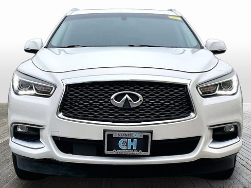 Used 2016 INFINITI QX60 Luxe w/ Premium Package AWD/4WD image 2