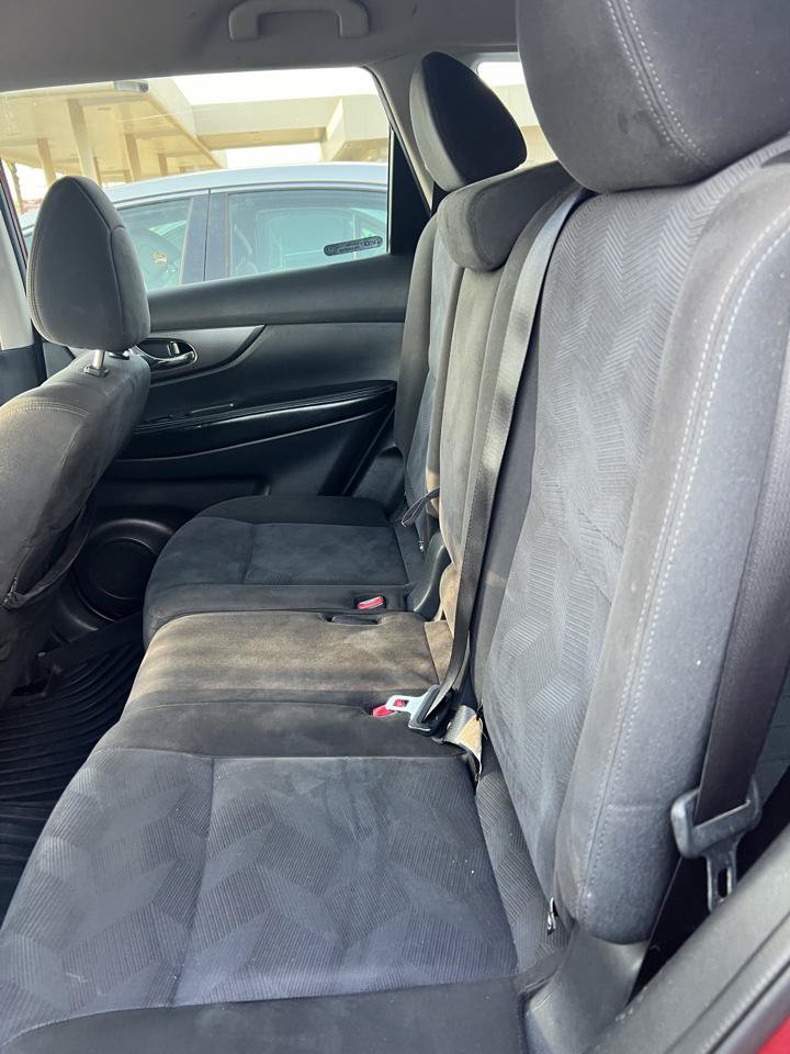 Used 2015 Nissan Rogue SV FWD image 6