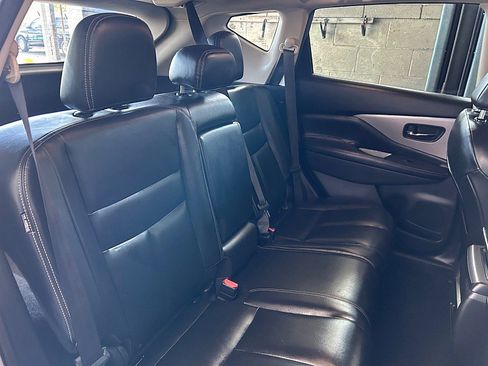 Used 2023 Nissan Murano SV FWD image 32