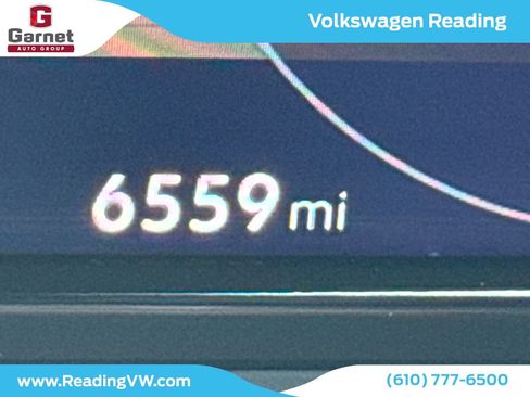 Certified 2024 Volkswagen Atlas Cross Sport SEL R-Line image 17