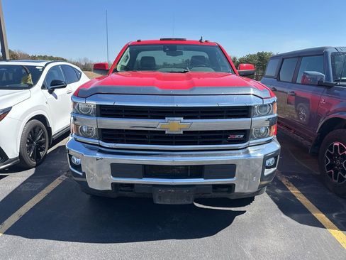 Used 2016 Chevrolet Silverado 2500 LT w/ LT Convenience Package image 19