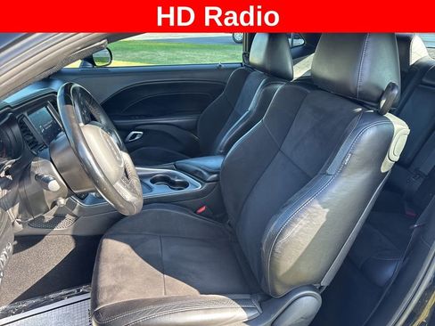 Used 2022 Dodge Challenger R/T w/ Plus Package image 24