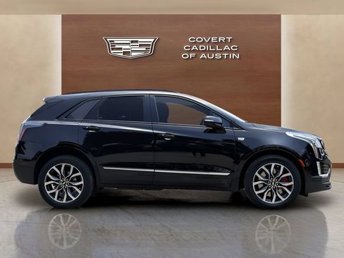 Used 2023 Cadillac XT5 Sportv w/ Technology Package AWD/4WD image 5