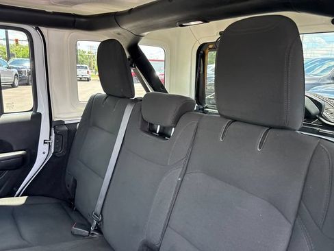 Used 2018 Jeep Wrangler Unlimited Sport S AWD/4WD image 8