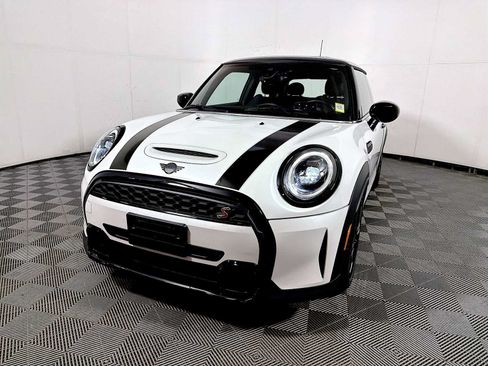 Used 2024 MINI Cooper S FWD image 3