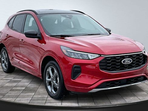 Used 2023 Ford Escape ST-Line w/ Tech Pack #1 image 1