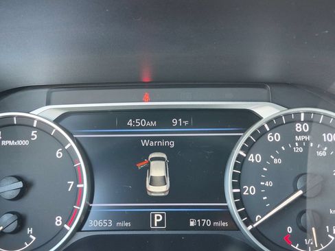 Used 2022 Nissan Sentra SR w/ Midnight Edition FWD image 13