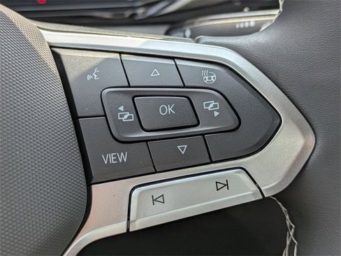 New 2025 Volkswagen Taos S image 25