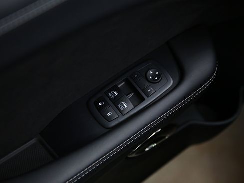 Used 2023 Dodge Challenger SRT Hellcat Redeye RWD image 22