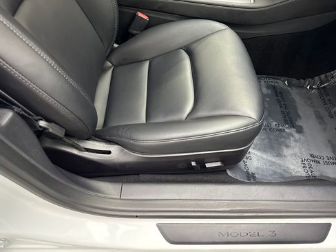 Used 2023 Tesla Model 3 Standard Range RWD image 42