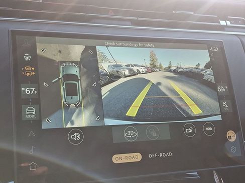 Used 2024 Land Rover Range Rover Sport Dynamic SE image 19