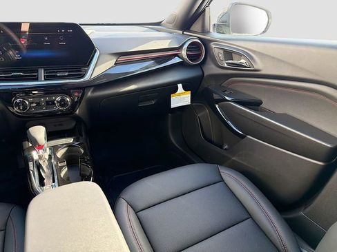 New 2026 Chevrolet Trax RS w/ Driver Confidence Package image 22