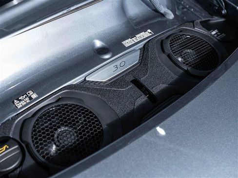 Certified 2025 Porsche 911 Carrera image 32