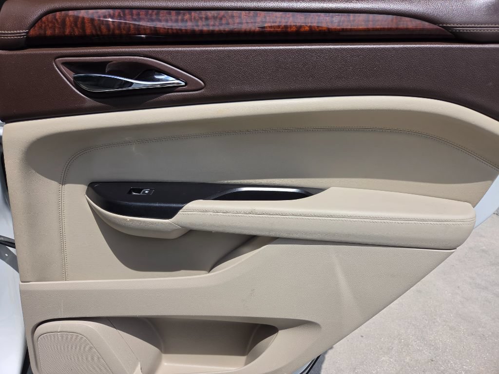 Used 2016 Cadillac SRX Premium FWD image 27