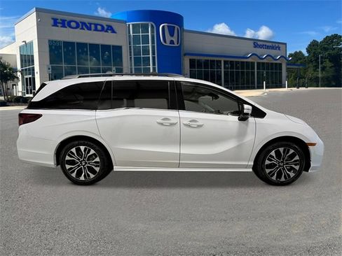 New 2026 Honda Odyssey Elite image 8