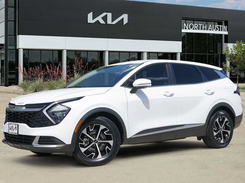 Certified 2023 Kia Sportage EX FWD image 1