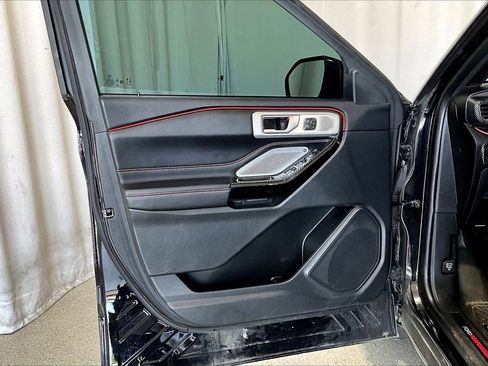 Used 2022 Ford Explorer ST w/ Equipment Group 401A image 21