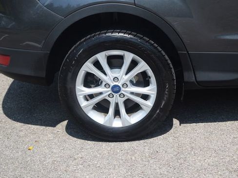 Used 2019 Ford Escape SE FWD image 29