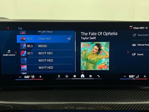 Certified 2025 BMW M4 xDrive Competition w/ Executive Package image 25