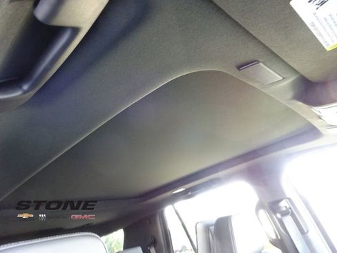 New 2026 GMC Yukon Denali w/ Denali Reserve Package image 19