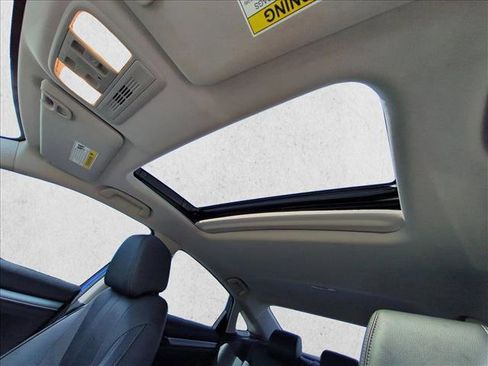 Used 2016 Honda Civic EX-L image 14