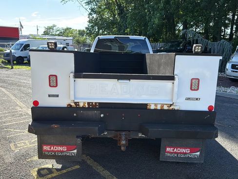 Used 2019 Ford F550 4x4 Crew Cab Super Duty w/ XLT Value Package image 6