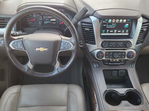 Used 2019 Chevrolet Tahoe LT AWD/4WD image 3