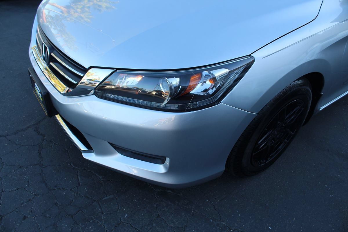 Used 2014 Honda Accord LX image 10