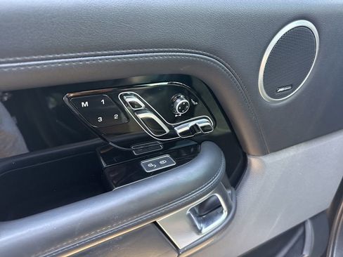 Used 2020 Land Rover Range Rover Long Wheelbase HSE image 5